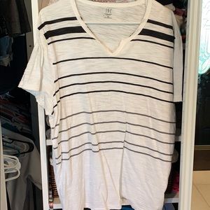 I.N.C Men’s Tshirt XL